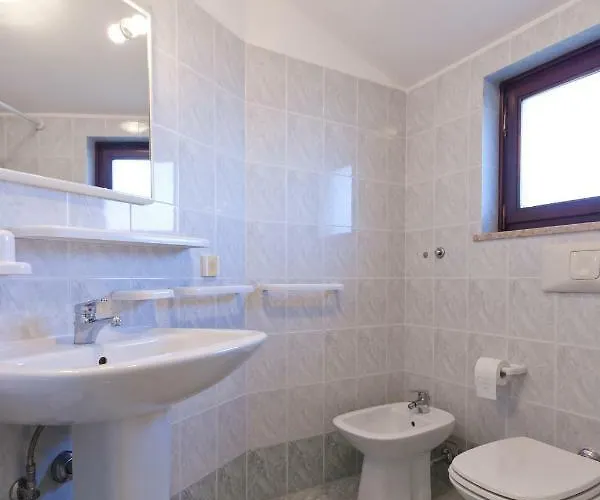 Redenta Apartament *