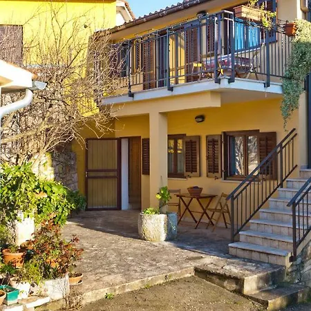 Redenta Apartment Tar-Vabriga